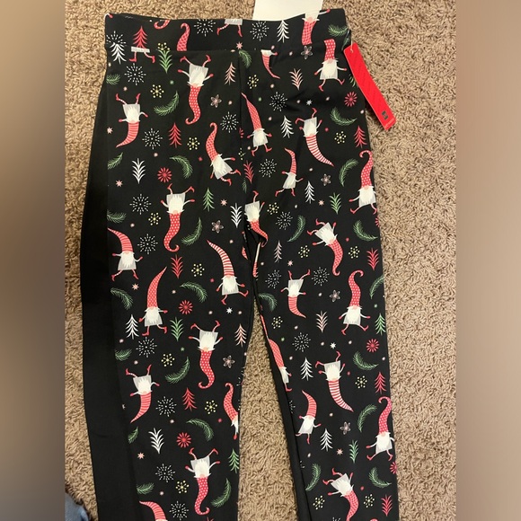 Two pack of leggings - Black and Christmas - Picture 4 of 5
